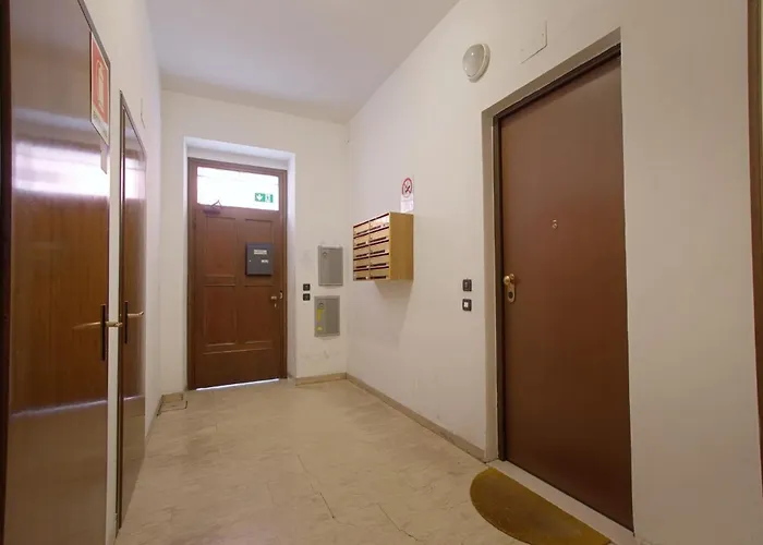 Guesthost - Comfy Studio-flat Near Center Verona