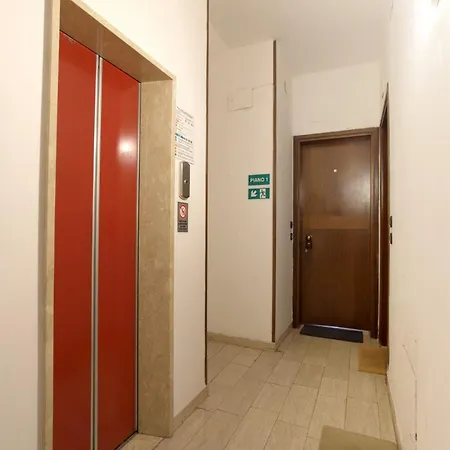 Guesthost - Comfy Studio-flat Near Center Apartman Verona