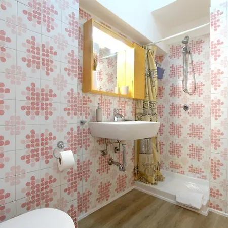Apartman Guesthost - Comfy Studio-flat Near Center *
